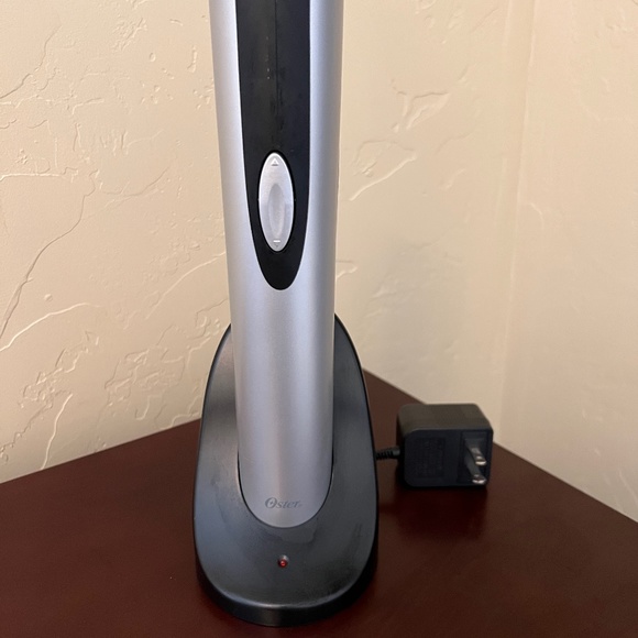 Electric Wine Opener - Oster - Picture 2 of 3